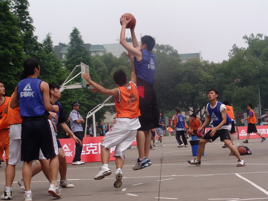 Gantry milling machine processing