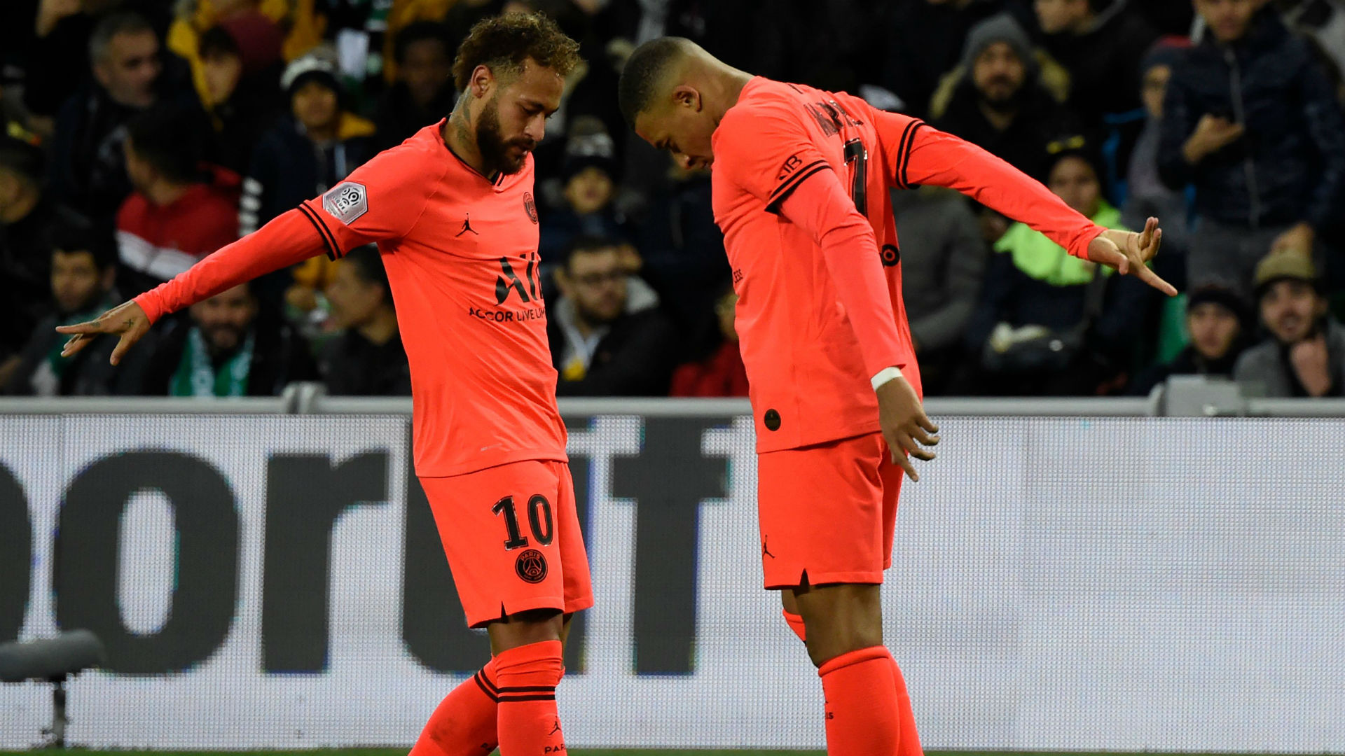 CNC lathe processing scissors arm